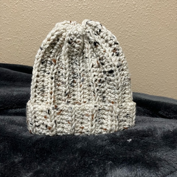 Baby beanie - Picture 3 of 7